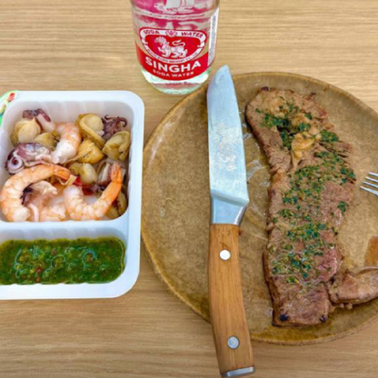 Nothing hits the spot like Thai-style seafood!